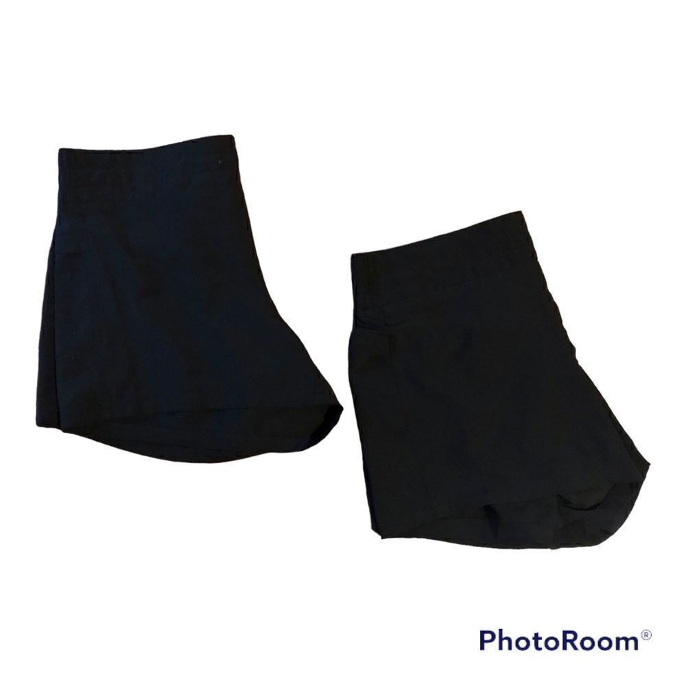 2 bcg Black Shorts with a Side Pocket Size Medium